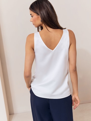 Lipsy Top in Zwart