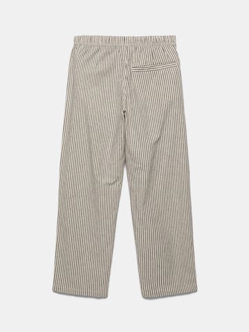 Pull&Bear Loosefit Nadrág - barna