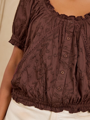 love & roses - Blusa en marrón