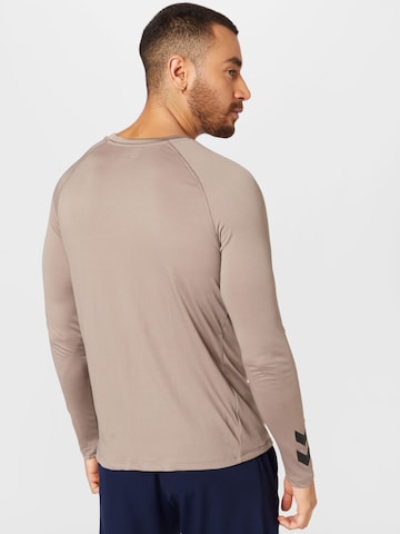 HummelTehnička sportska majica - smeđa boja