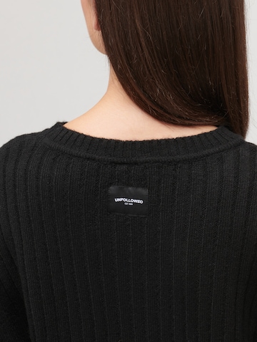 UNFOLLOWED x ABOUT YOU Sweater 'COMFY' in Black