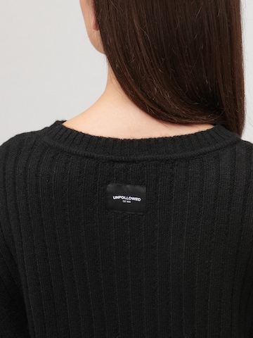 UNFOLLOWED x ABOUT YOU - Pullover 'COMFY' em preto