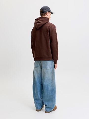 JACK & JONES Sweatshirt 'JJEBRADLEY' in Bruin
