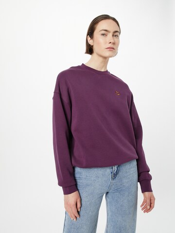 Iriedaily Sweatshirt 'Grin Cat' in Purple: front