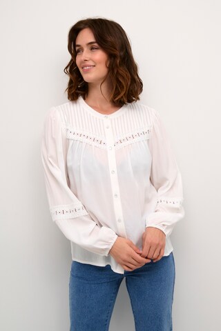 Kaffe Blouse in White: front