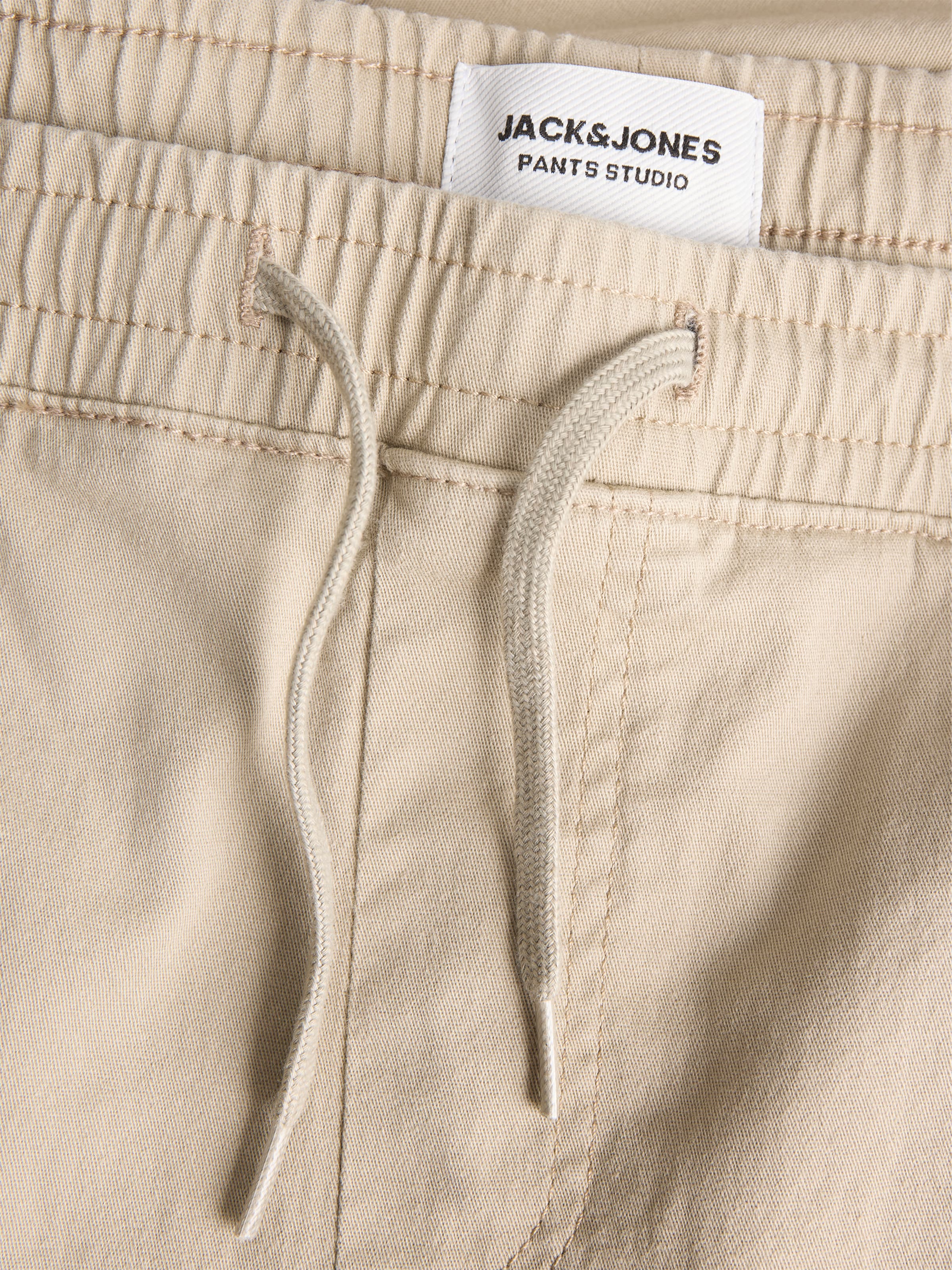 JACK & JONES Loose fit Cargo Pants in Beige