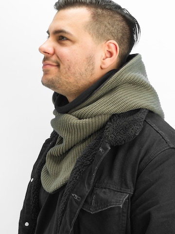 Manufaktur13 Scarf 'Hooded Loop' in Green