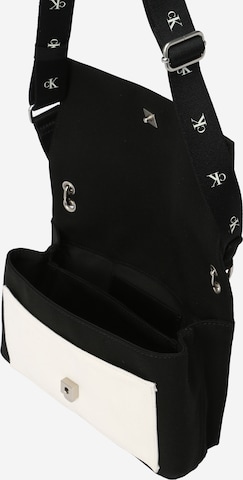 Calvin Klein Jeans Crossbody bag in Black