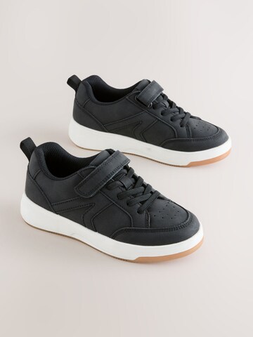 Baskets Next en noir