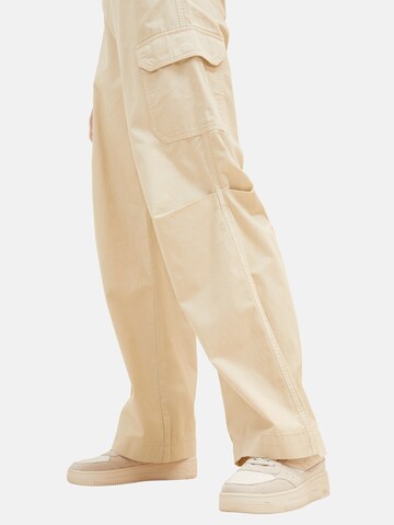 TOM TAILOR DENIM - Loosefit Pantalón cargo en beige