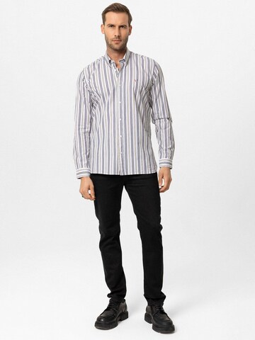 pilka By Diess Collection Patogus modelis Marškiniai