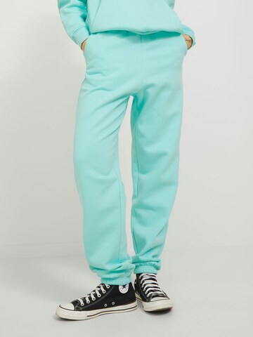 JJXX Tapered Pants 'Abbie' in Blue: front