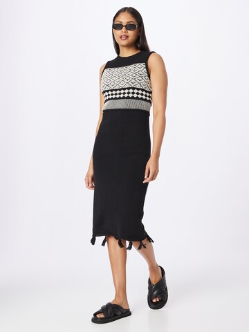 Dorothy Perkins Knitted dress in Black