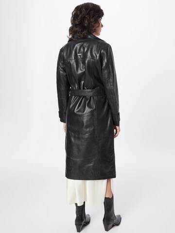 Deadwood Between-Seasons Coat 'Terra' in Black