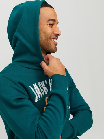 JACK & JONES Sweatshirt in Green