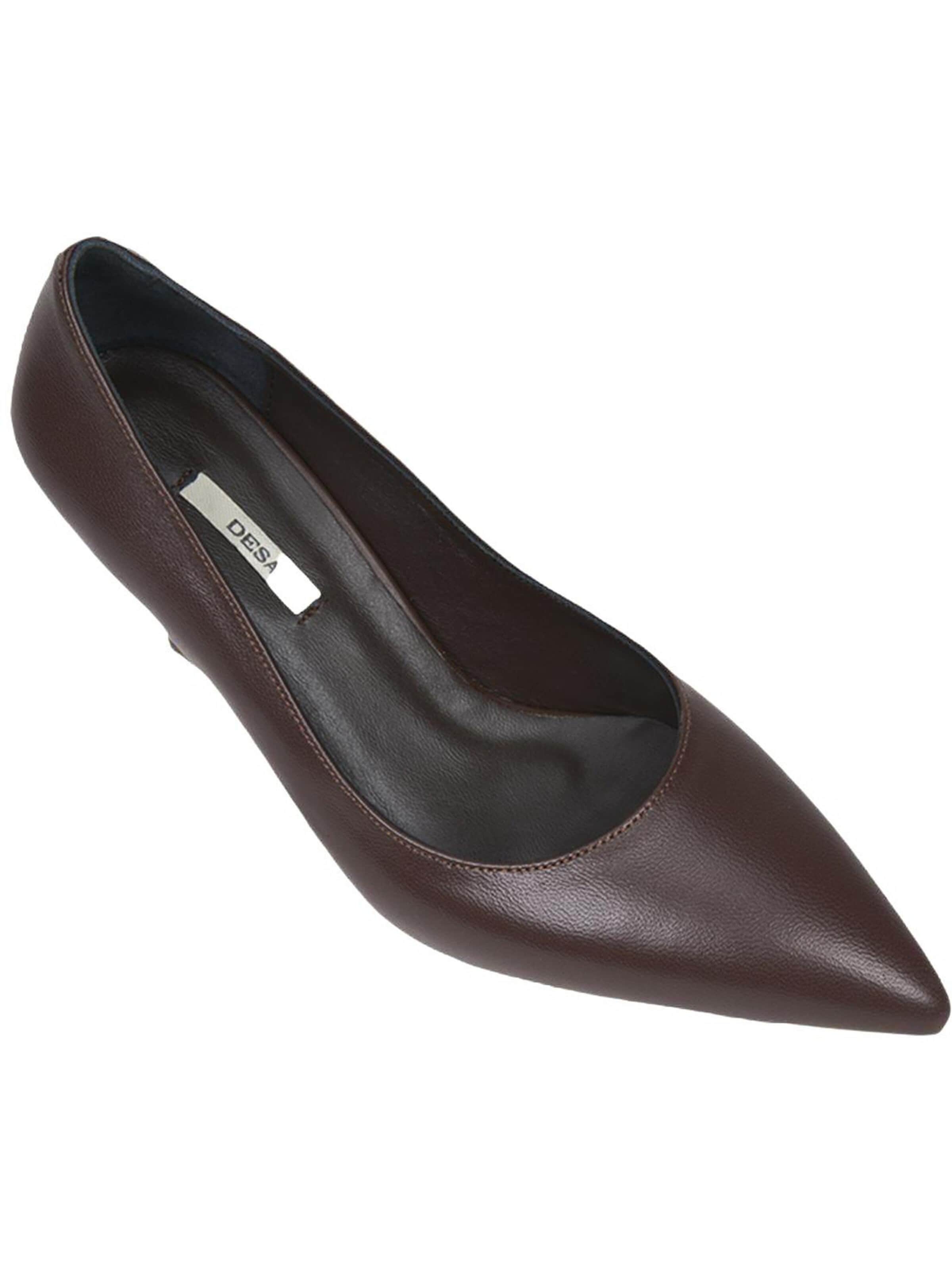 Desa Pumps in Bruin
