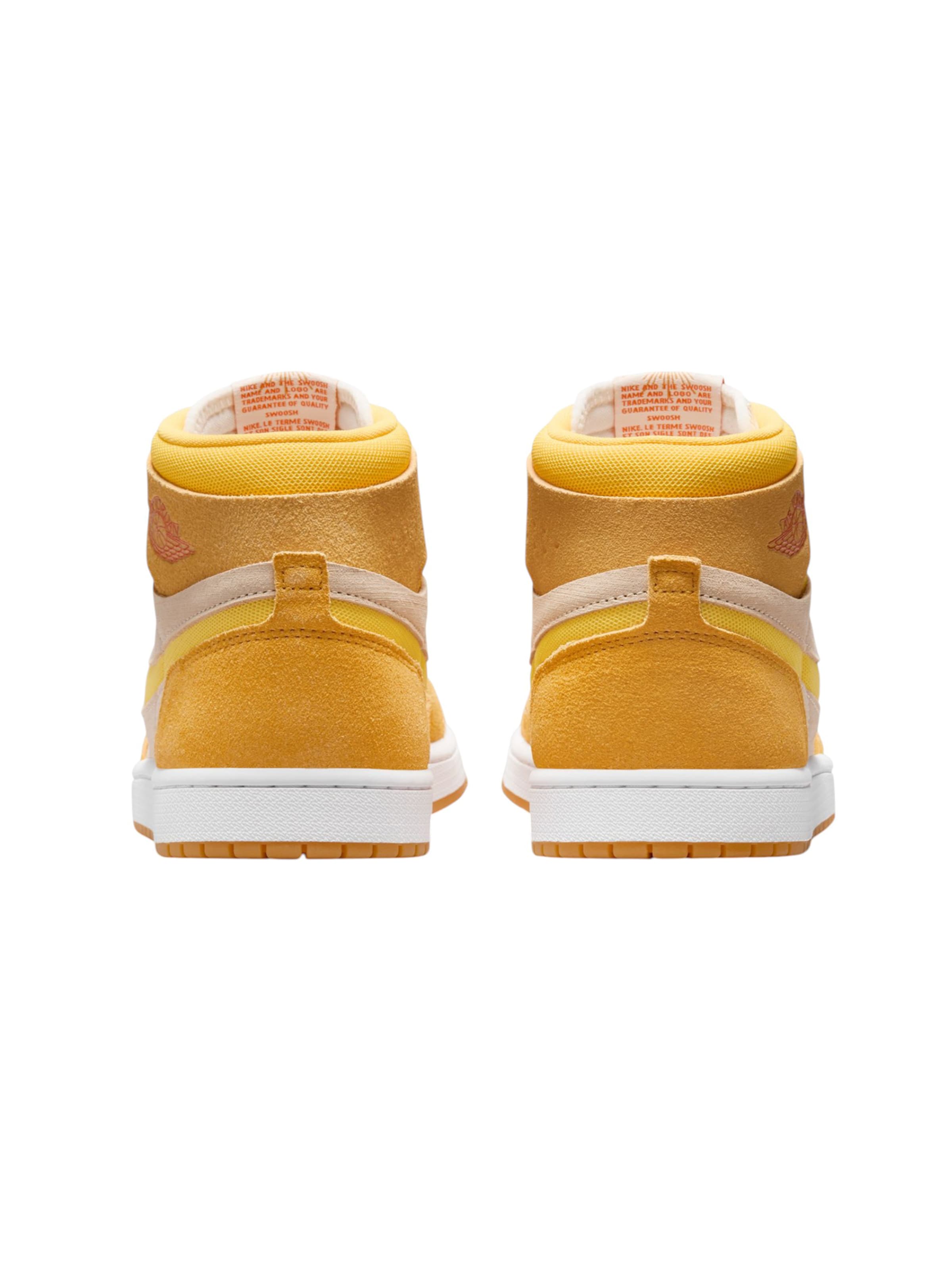 Sneaker alta 'W AIR JORDAN 1 ZM AIR CMFT 2' di Jordan in giallo