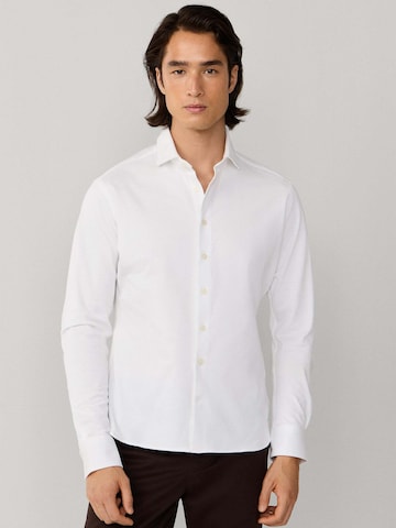 Coupe regular Chemise Hackett London en blanc : devant