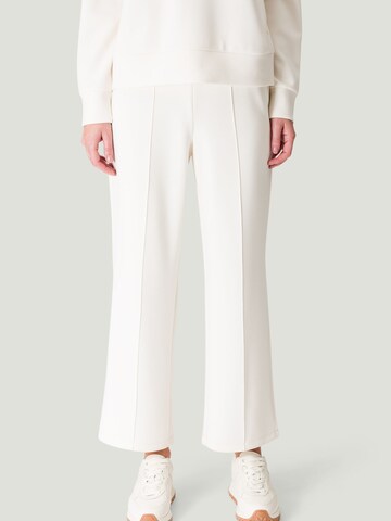 regular Pantaloni di zero in bianco: frontale