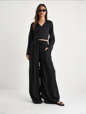 Bianco Lucci Pantsuit in Black: front