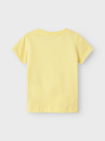 T-Shirt 'NMFJola' NAME IT en jaune