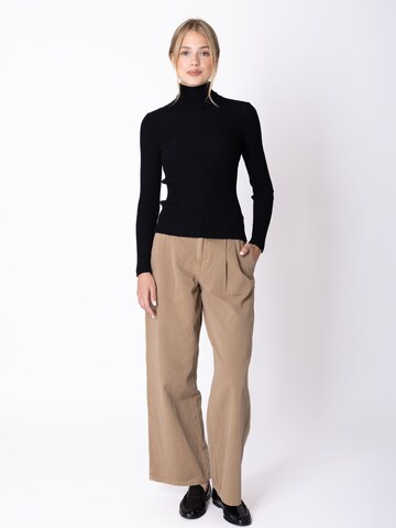 IVKO Woman Sweater in Black