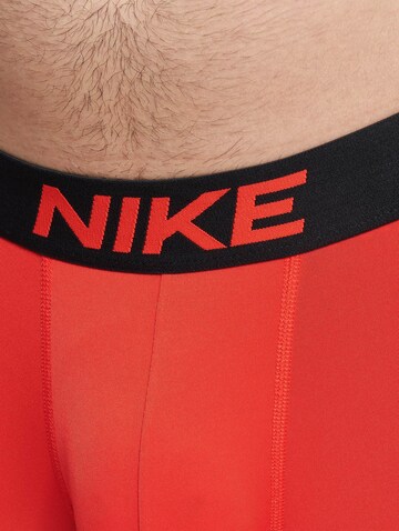 Pantaloncini intimi sportivi di NIKE in rosso