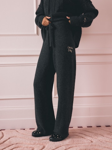 Rockett St George Wide leg Trousers in Grey: front