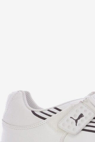 PUMA Sneaker 45 in Weiß
