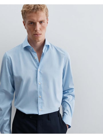 Coupe regular Chemise ' ' Scalpers en bleu : devant