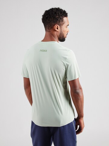 Maglia funzionale 'AIROLITE' di HOKA in verde