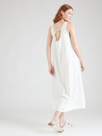 Robe d’été 'FALAKKA' b.young en blanc