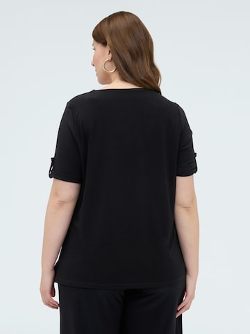 Top di Fiorella Rubino in nero
