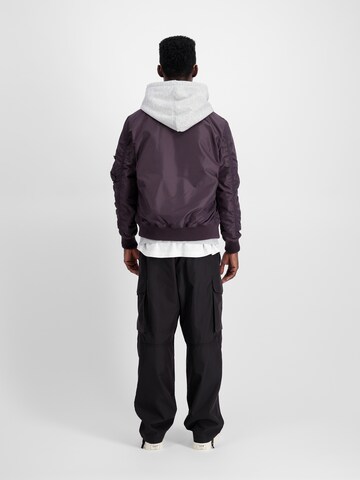 ALPHA INDUSTRIES Átmeneti dzseki 'MA-1 TT' - lila