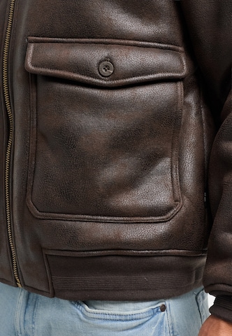 INDICODE JEANS Tussenjas 'Westmont' in Bruin