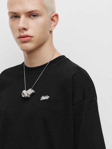 Pull&Bear Koszulka w kolorze czarny