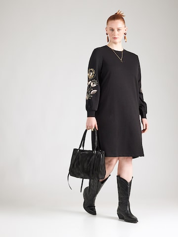 ONLY Carmakoma - Vestido 'CARTERESA' en negro: frente