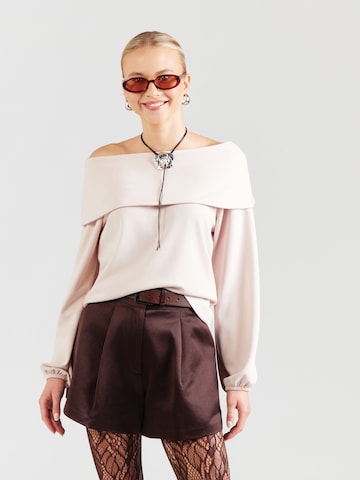 Sweat-shirt monari en rose : devant