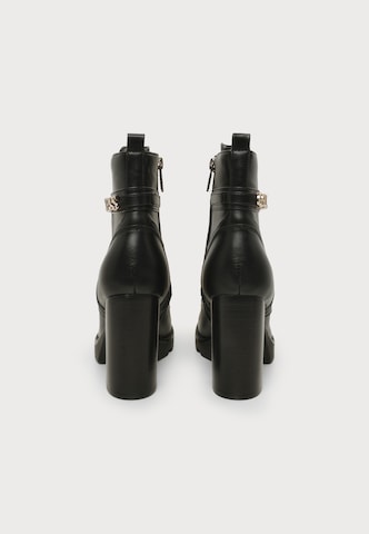 Bottines à lacets 'NEELA' GUESS en noir