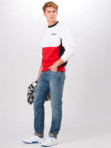 Nike Sportswear Regular Fit Sweatshirt in Weiß