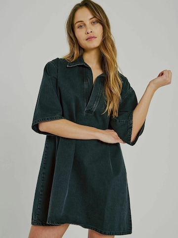 Robe 'Hannali' NORR en vert : devant