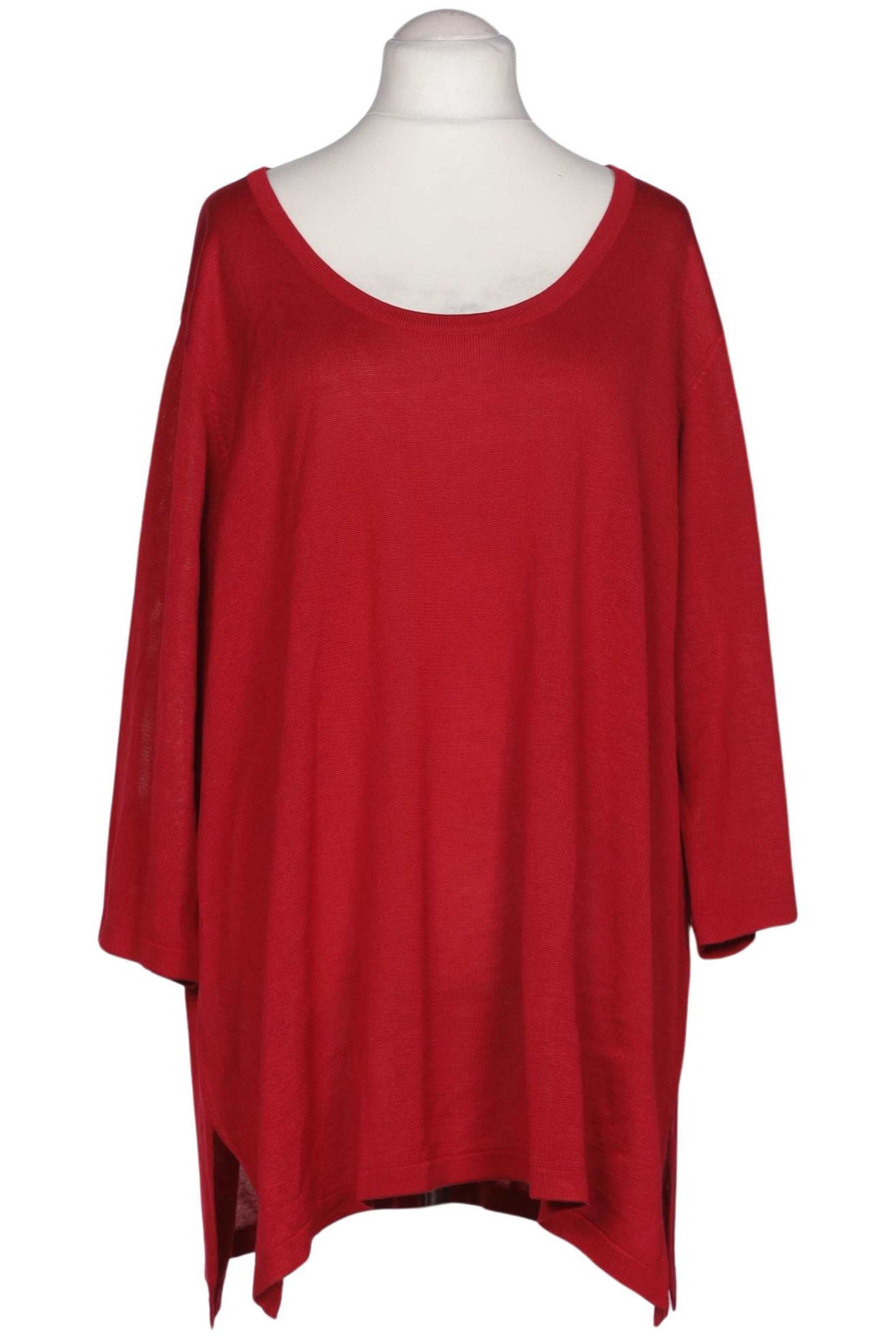 Sara Lindholm Sweater & Cardigan in 8XL in Red: front