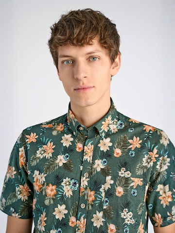 Coupe regular Chemise Lindbergh en vert