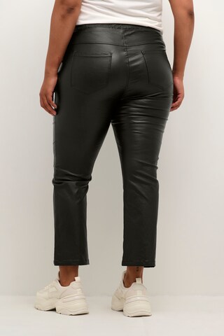 KAFFE CURVE Flared Broek 'Cadiana' in Zwart