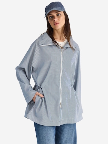 Bianco Lucci Weatherproof jacket in Blue: front