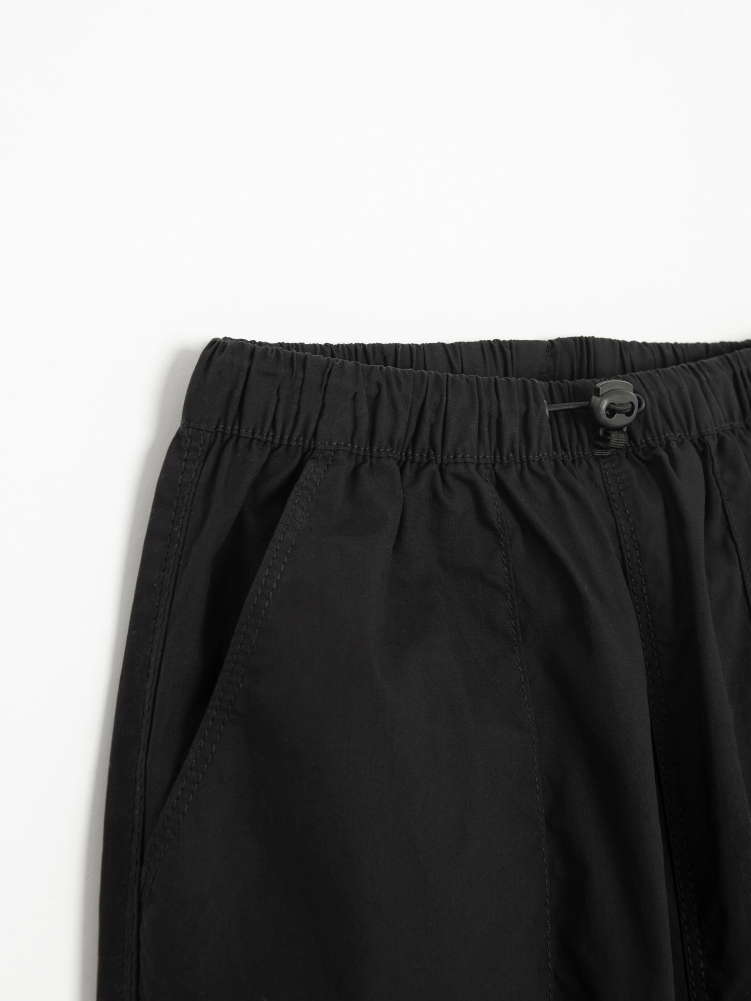 Cool Club Zúžený strih Nohavice - Čierna