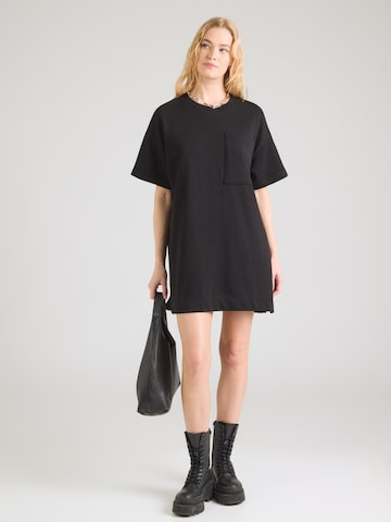 GAP Φόρεμα σε μαύρο: μπροστά