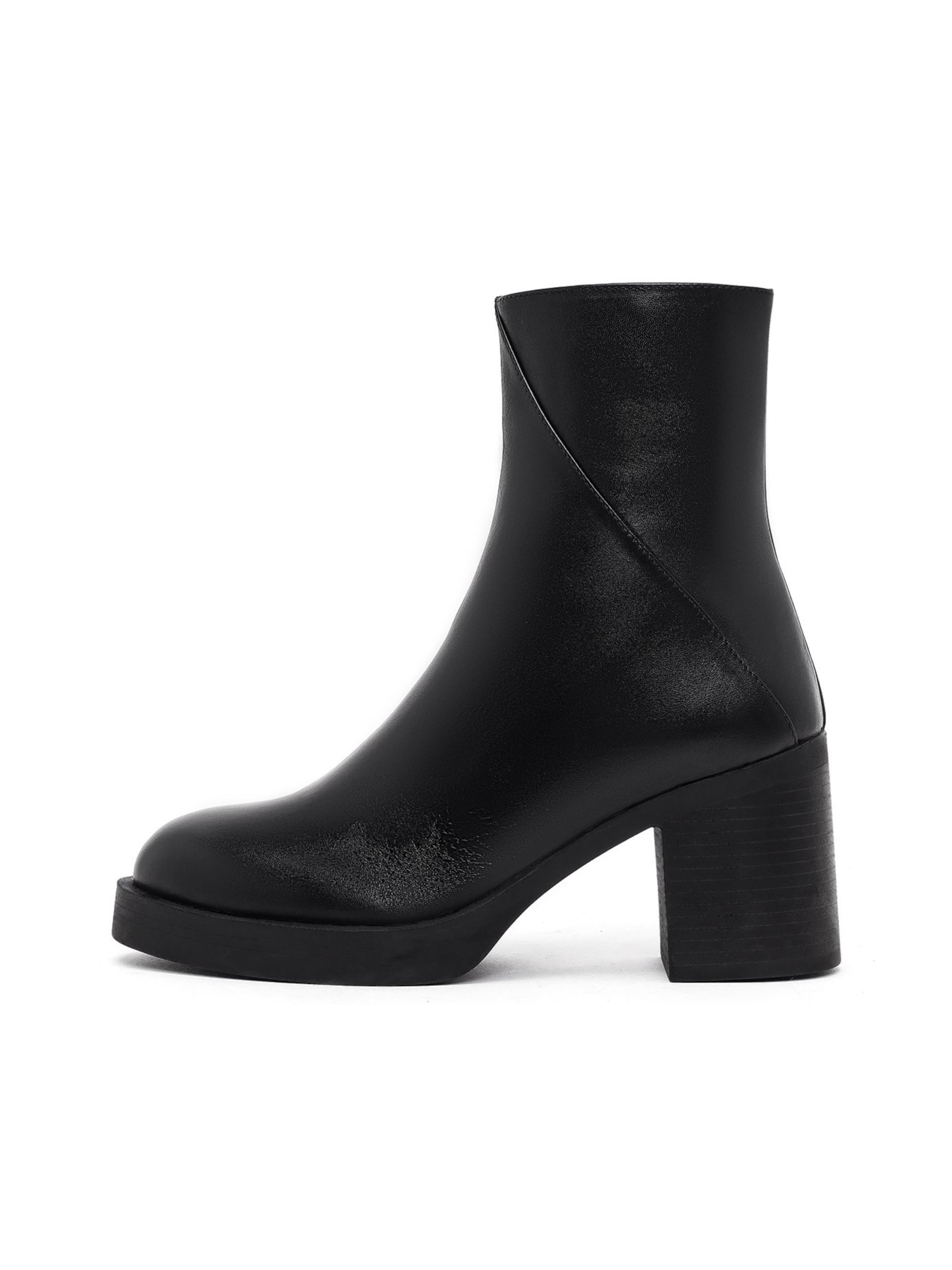 Stivaletto di Derimod in nero: frontale