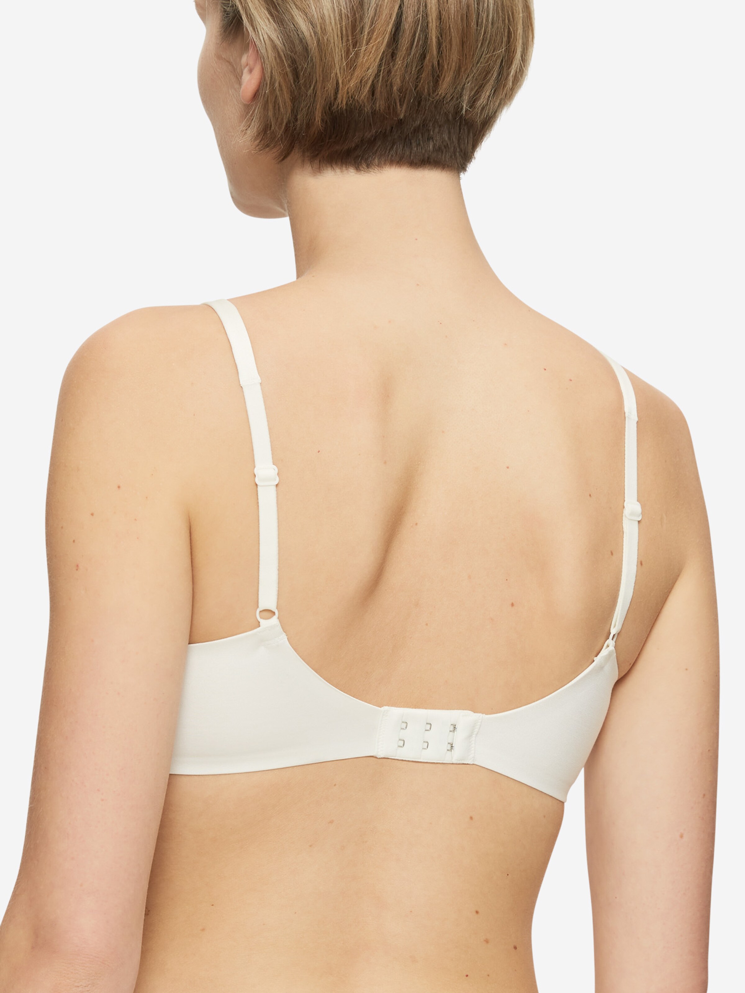 TRIUMPH T-shirt Bra 'Body Make-Up Soft Touch' in White