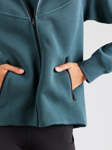 Nike Sportswear Sweatjacke 'TECH FLEECE' in Grün